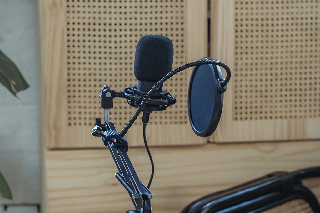 CRAS Launches New Broadcast Audio Curriculum
